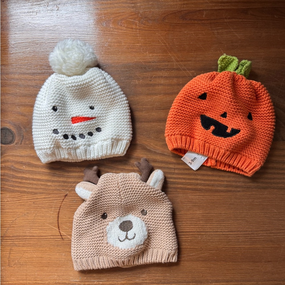 Lot / Baby Hat Bundle - Snowman, Pumpkin & Deer